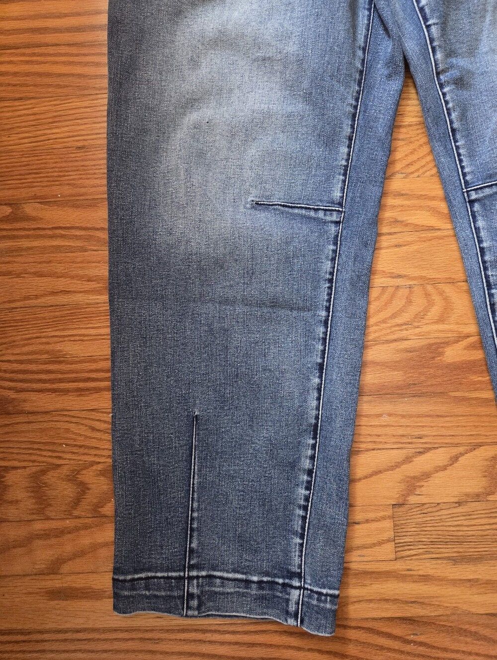 NWT Flamingals Wash Stitch Detail Mid Rise Barrel Crop Jean XL 12/14 Stretch - Picture 3 of 11